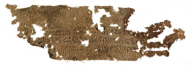 Fragment de bandelette de momie avec inscription en hiératique