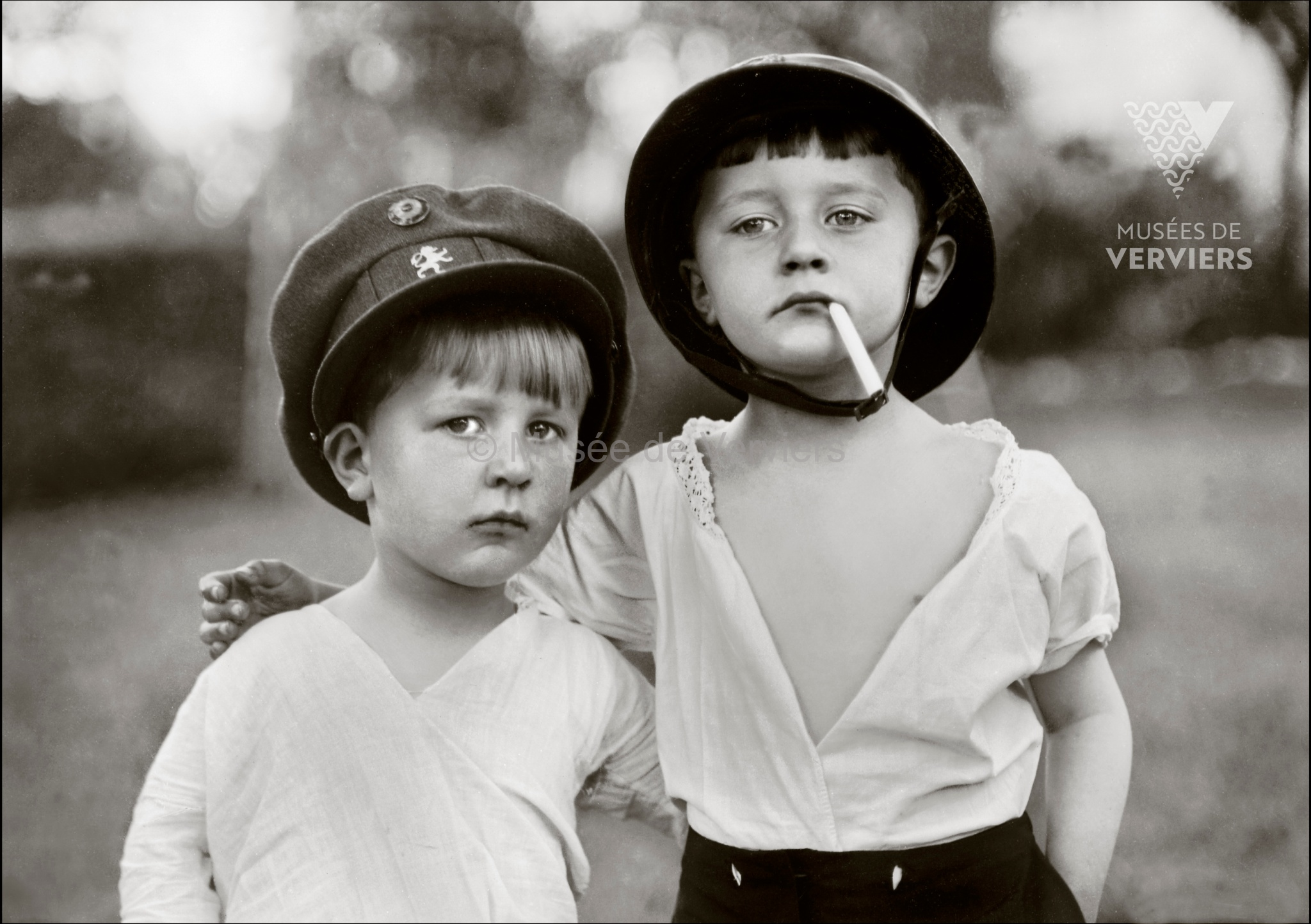 Franz junior et René Monfort posant en soldats