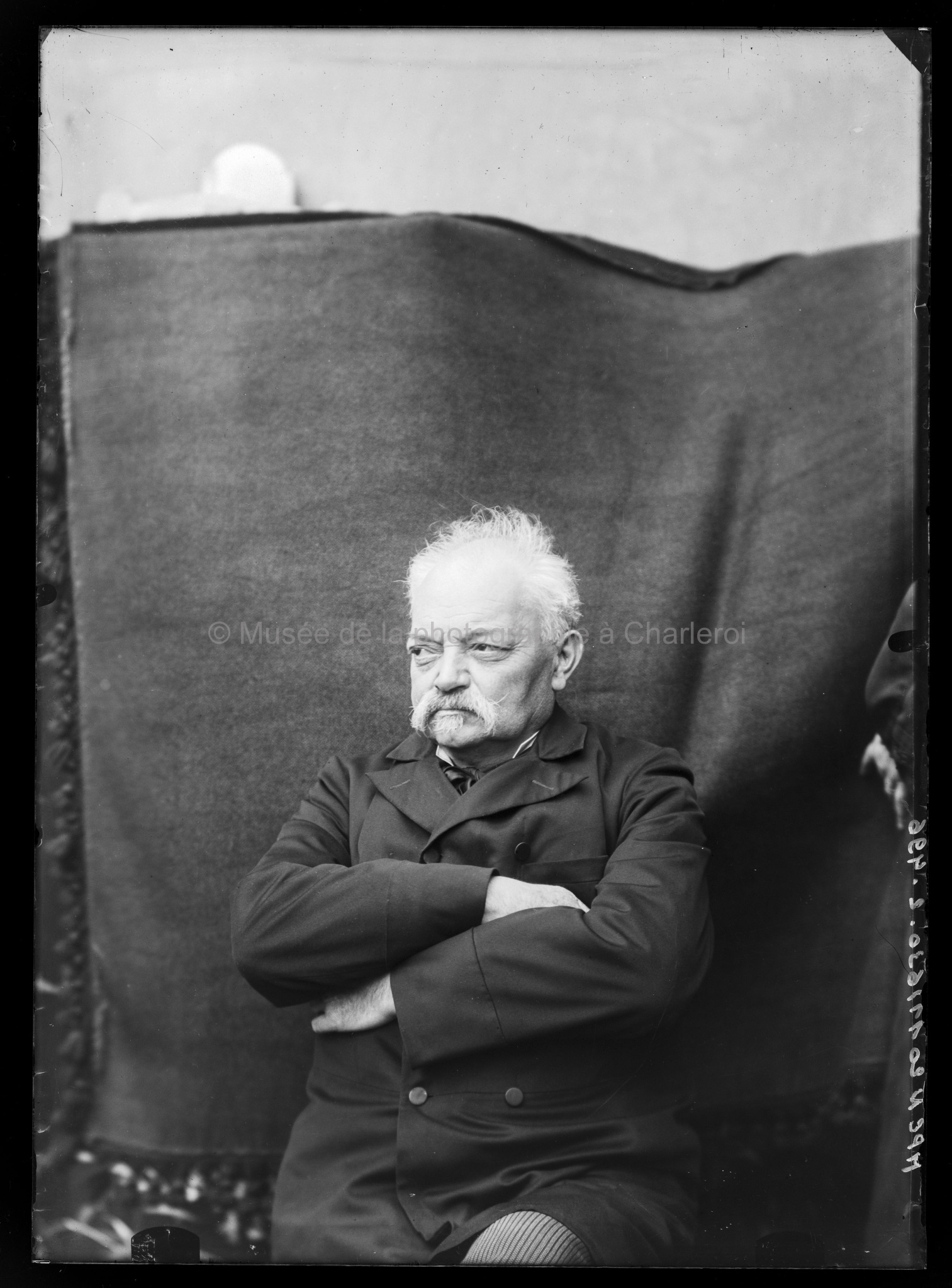 Paul Janson [(son père, Dr Deyen etc...)]